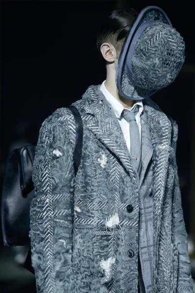 Look 63